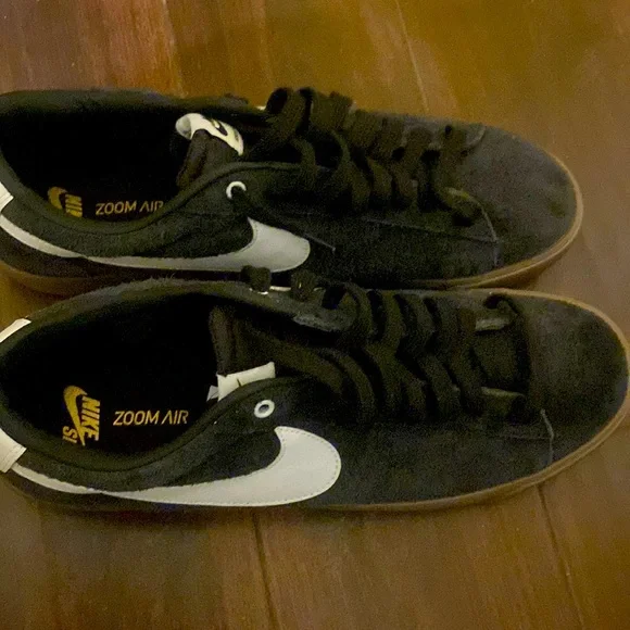 Nike SB Bruin Low Skate Shoes Size 13 Brand New Condition